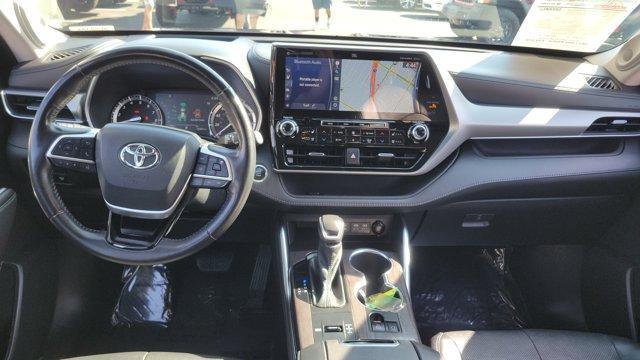 used 2022 Toyota Highlander car, priced at $39,519