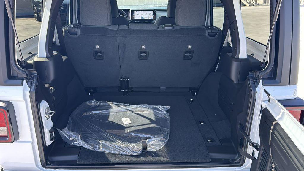 new 2025 Jeep Wrangler car, priced at $39,050