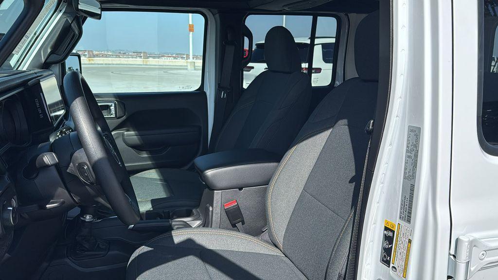 new 2025 Jeep Wrangler car, priced at $39,050