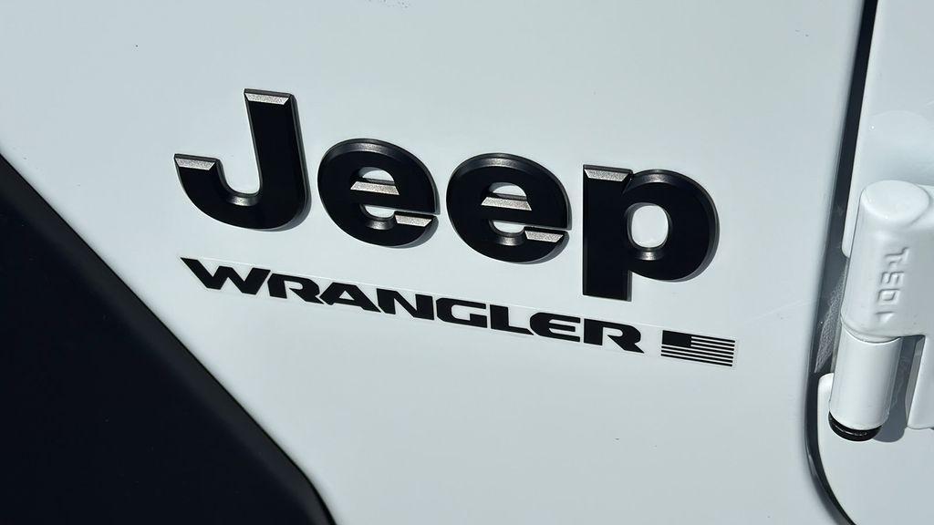 new 2025 Jeep Wrangler car, priced at $39,050