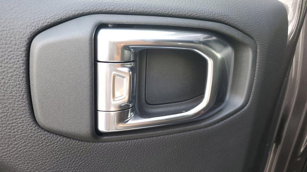 new 2026 Jeep Wrangler car, priced at $63,744