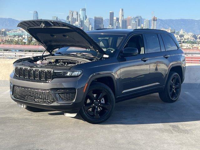 new 2024 Jeep Grand Cherokee car, priced at $45,675