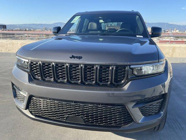 new 2024 Jeep Grand Cherokee car, priced at $45,675