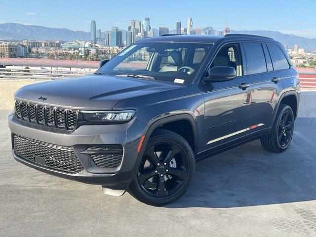 new 2024 Jeep Grand Cherokee car, priced at $49,175