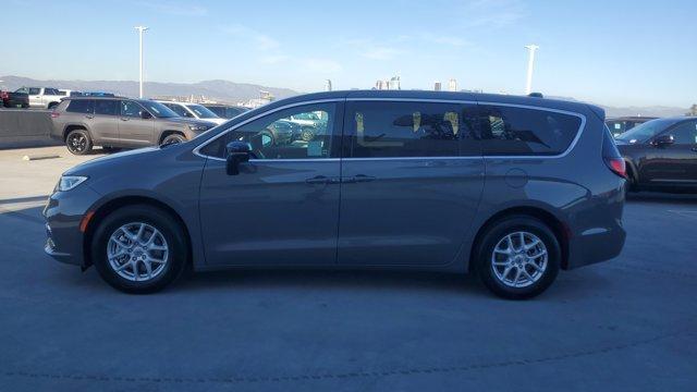 new 2025 Chrysler Pacifica car, priced at $45,920