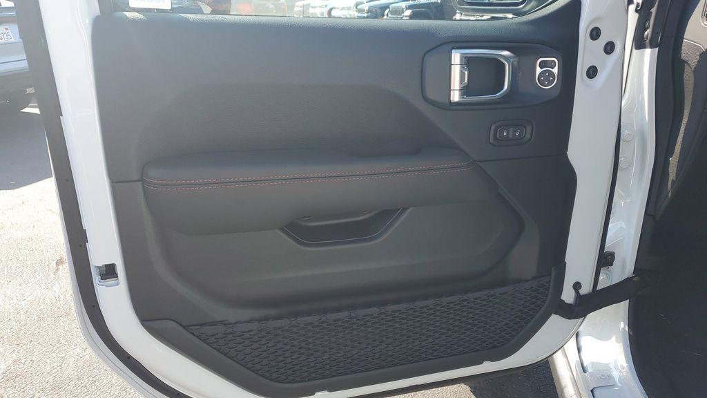 new 2026 Jeep Wrangler car, priced at $73,640