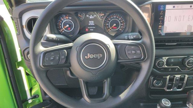 new 2025 Jeep Gladiator car, priced at $46,035