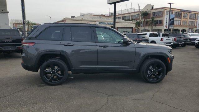 new 2025 Jeep Grand Cherokee car, priced at $46,175