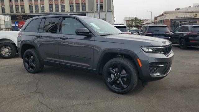 new 2025 Jeep Grand Cherokee car, priced at $46,175