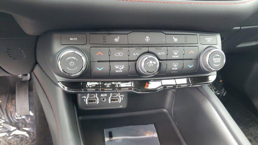 new 2025 Dodge Durango car, priced at $37,995