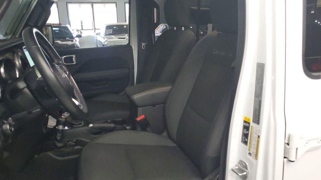 used 2022 Jeep Wrangler Unlimited car, priced at $33,919