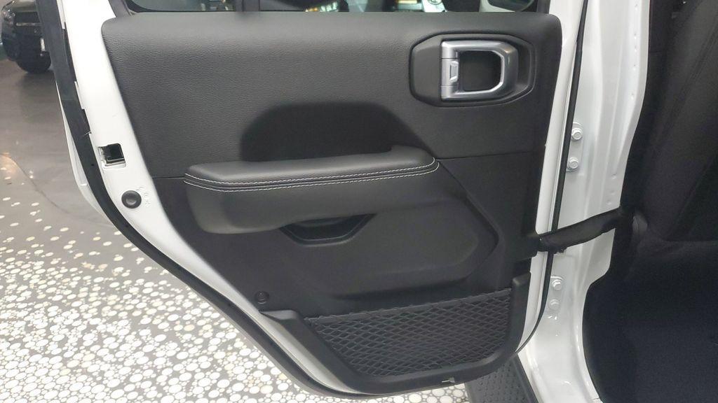 used 2022 Jeep Wrangler Unlimited car, priced at $33,919