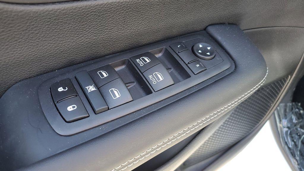 new 2025 Chrysler Voyager car, priced at $37,995