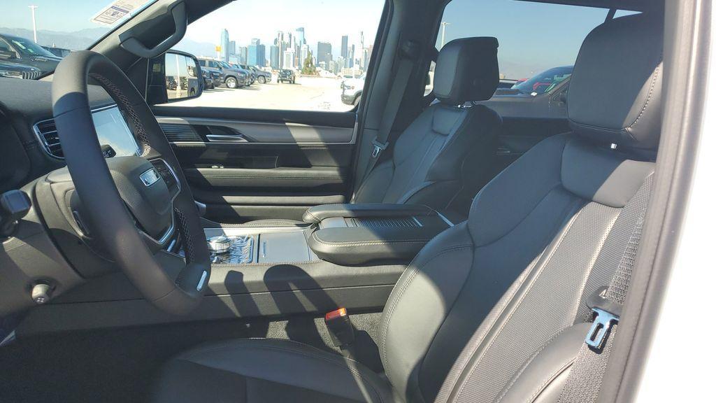 new 2025 Jeep Wagoneer car, priced at $69,926