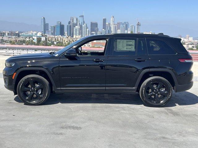 new 2024 Jeep Grand Cherokee car, priced at $45,675