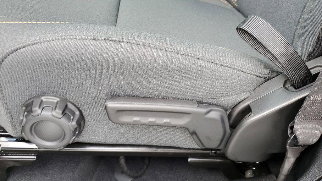 new 2025 Jeep Gladiator car, priced at $39,995