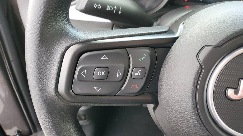 new 2025 Jeep Gladiator car, priced at $39,995