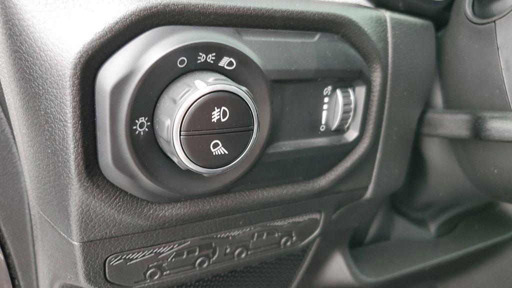 new 2025 Jeep Gladiator car, priced at $39,995