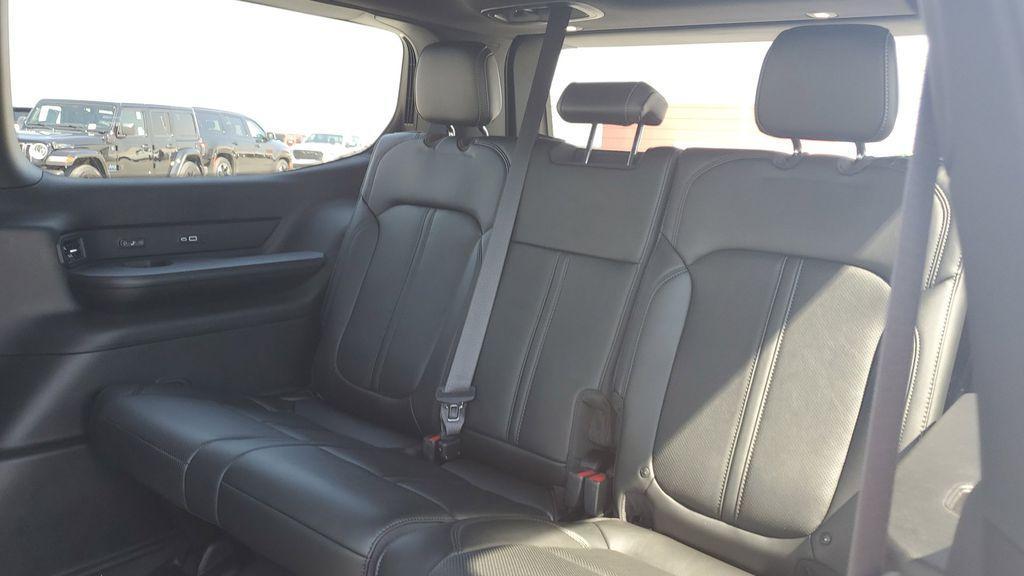 new 2025 Jeep Wagoneer car, priced at $70,545