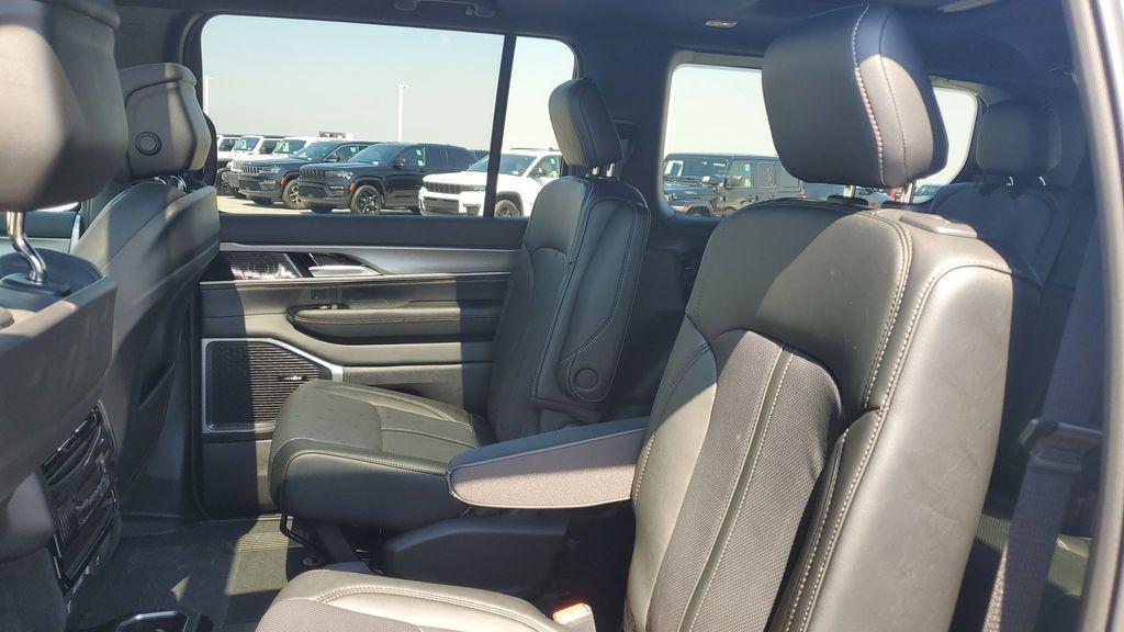 new 2025 Jeep Wagoneer car, priced at $70,545