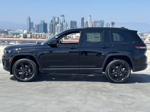 new 2024 Jeep Grand Cherokee car, priced at $50,170