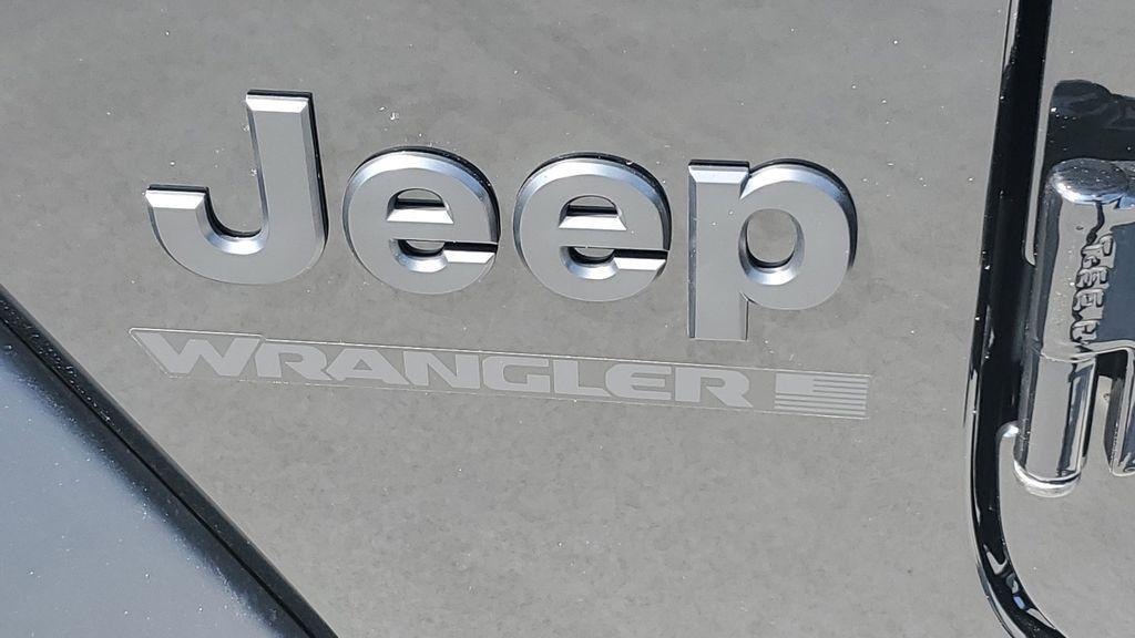 new 2025 Jeep Wrangler car, priced at $37,575