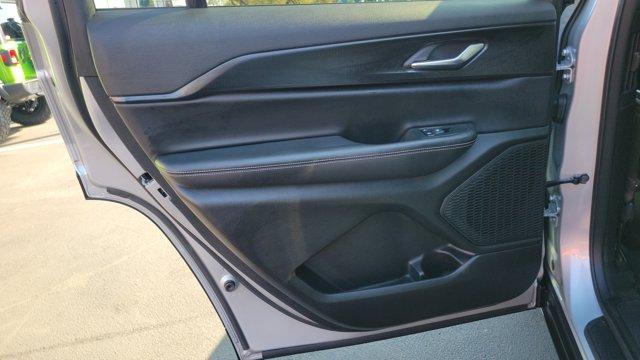 used 2025 Jeep Grand Cherokee L car, priced at $39,919