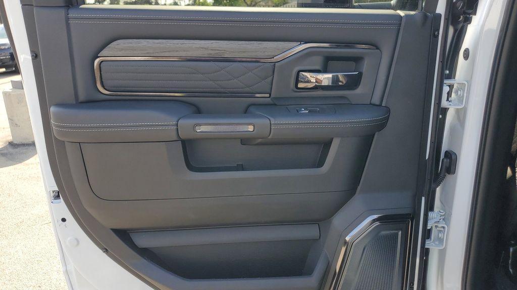 new 2025 Ram 2500 car, priced at $92,459