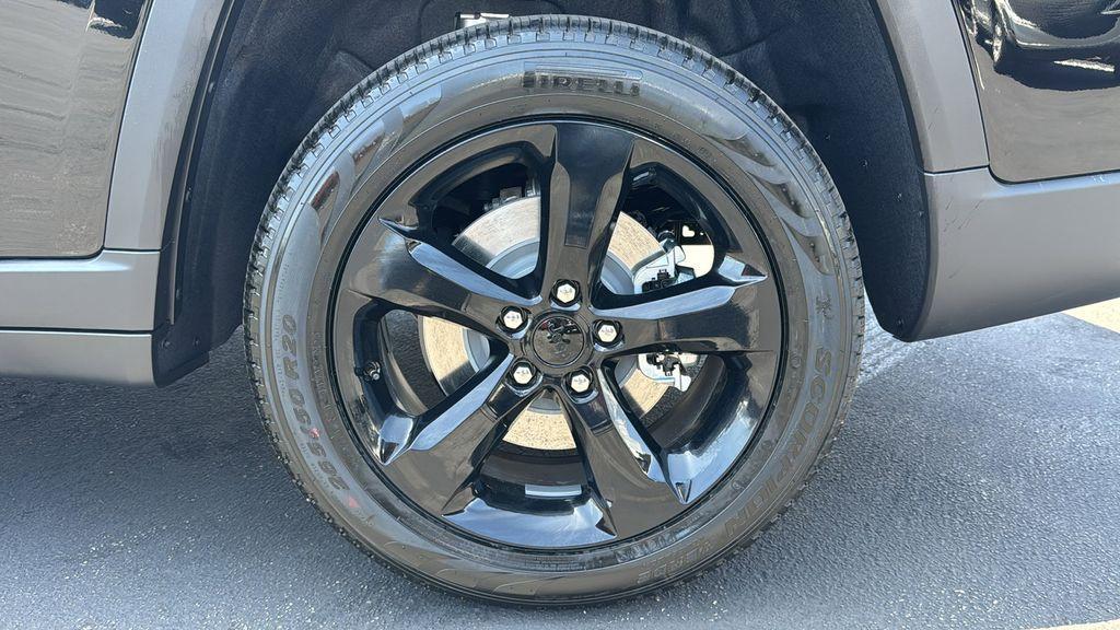 new 2025 Jeep Grand Cherokee L car, priced at $52,787
