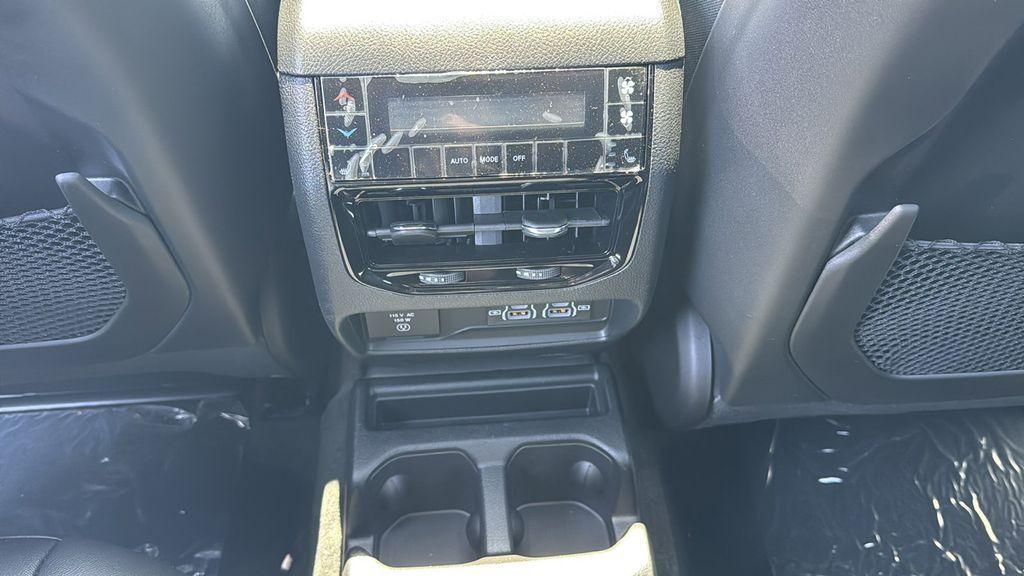 new 2025 Jeep Grand Cherokee L car, priced at $52,787