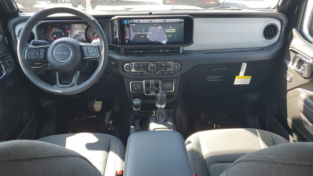 new 2025 Jeep Wrangler car