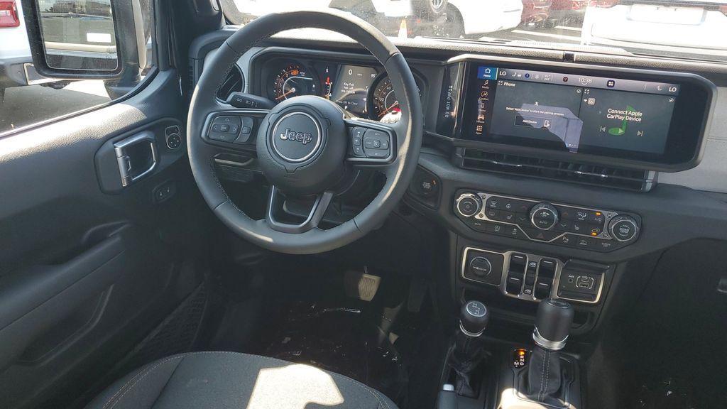 new 2025 Jeep Wrangler car