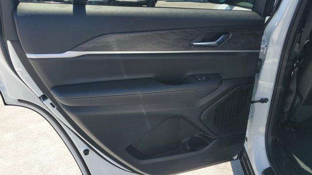 new 2025 Jeep Grand Cherokee L car, priced at $49,996