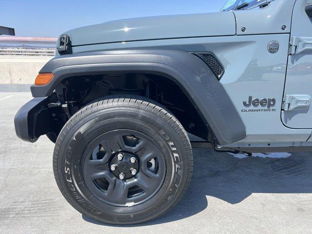 new 2024 Jeep Gladiator car, priced at $41,230