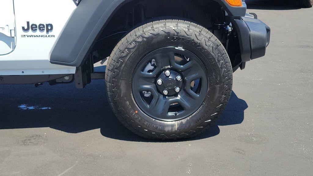 new 2025 Jeep Wrangler car, priced at $39,050