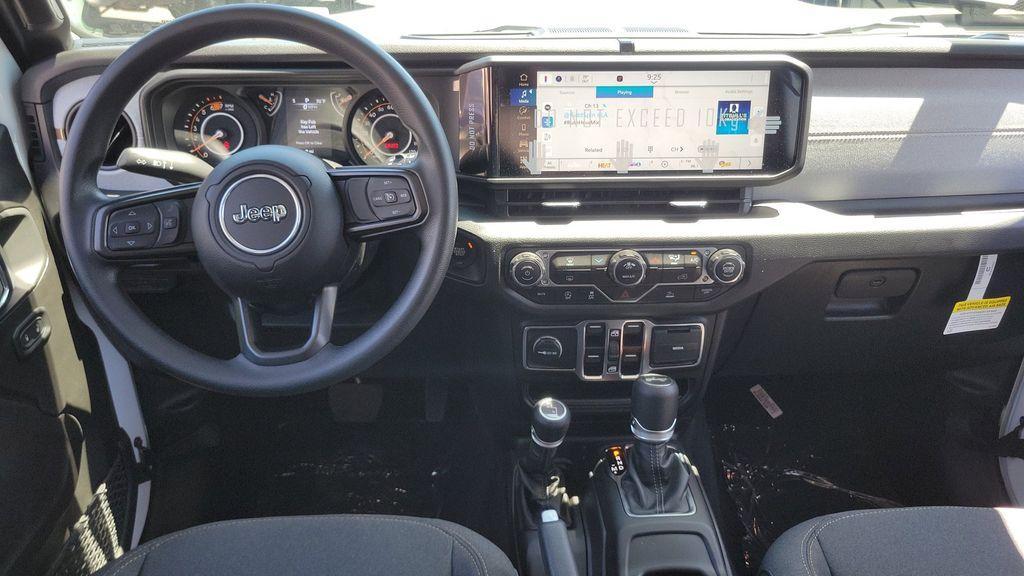 new 2025 Jeep Wrangler car, priced at $39,050