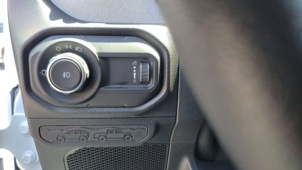 new 2025 Jeep Wrangler car, priced at $39,050