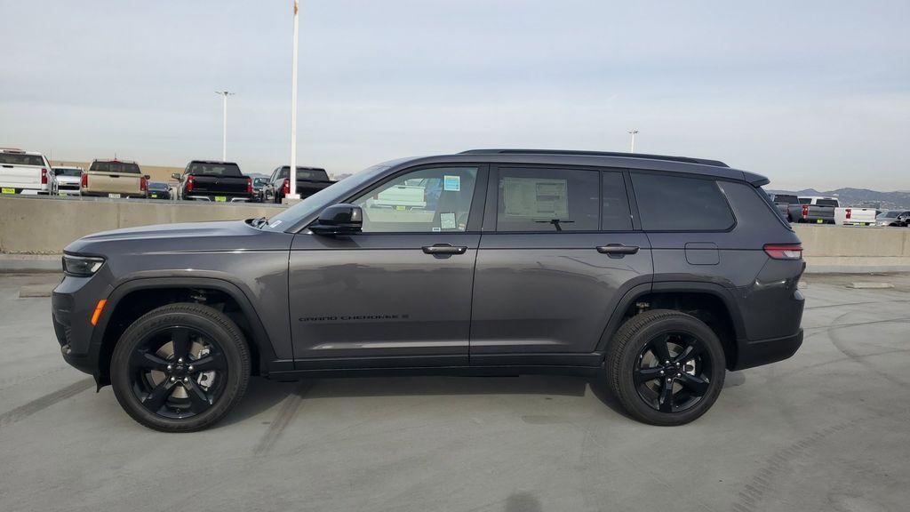 new 2025 Jeep Grand Cherokee L car, priced at $36,488
