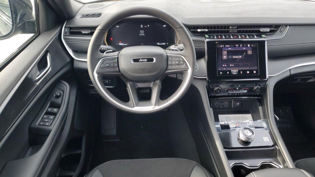 new 2025 Jeep Grand Cherokee L car, priced at $36,488