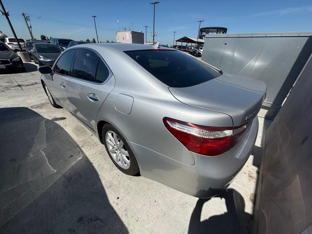 used 2007 Lexus LS 460 car, priced at $8,519
