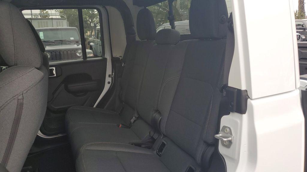 new 2026 Jeep Gladiator car, priced at $49,331