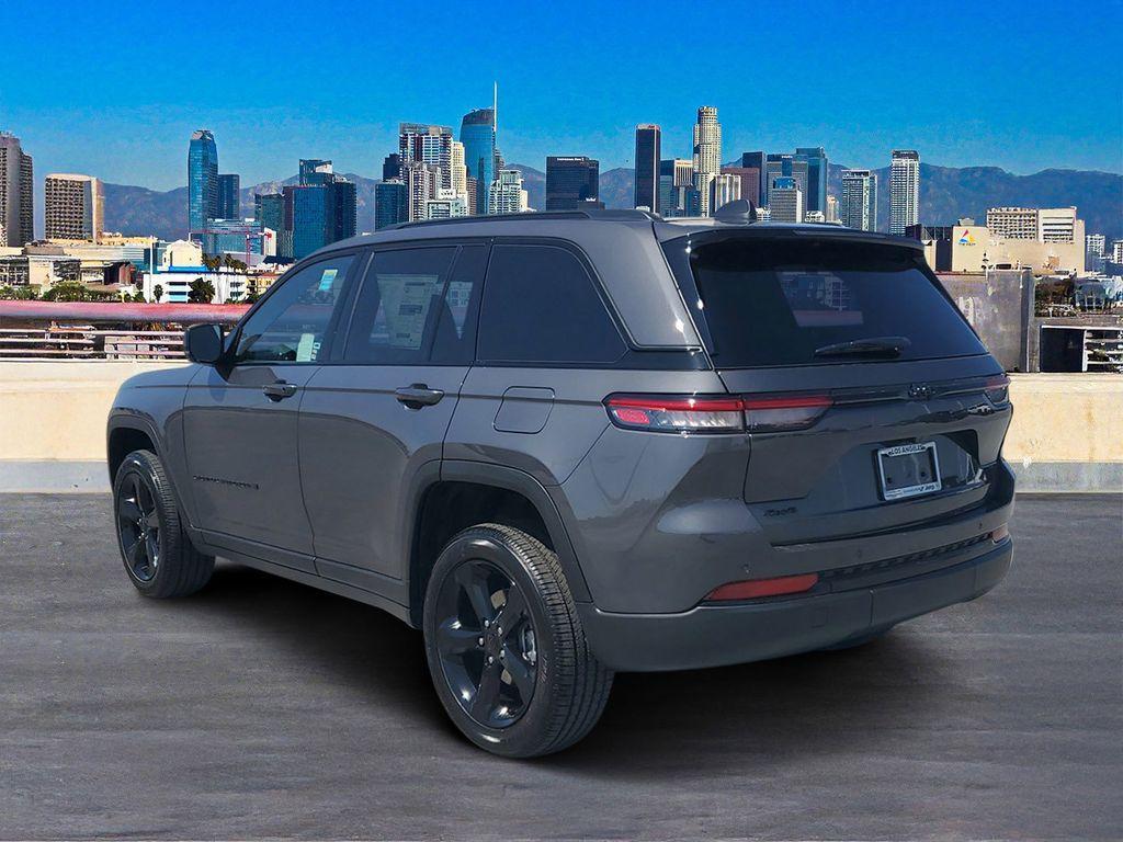 new 2025 Jeep Grand Cherokee car, priced at $48,375