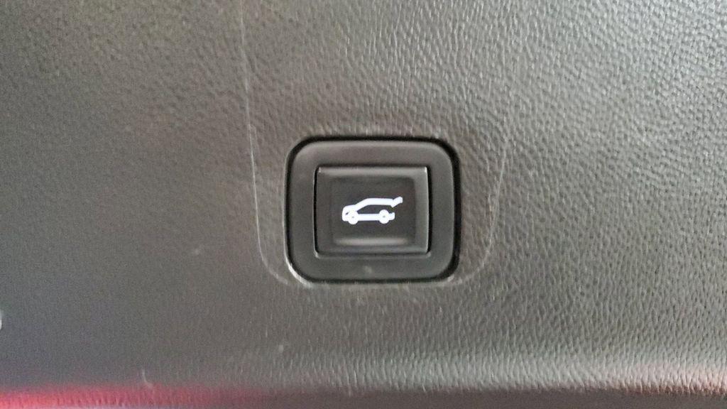 used 2018 Chevrolet Traverse car, priced at $14,719