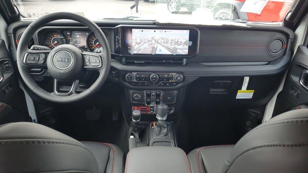 new 2025 Jeep Wrangler car, priced at $68,886