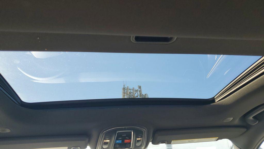 new 2025 Jeep Grand Cherokee L car, priced at $45,172