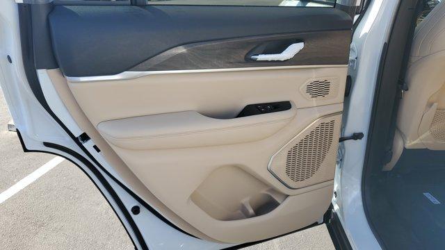 new 2025 Jeep Grand Cherokee car, priced at $53,044