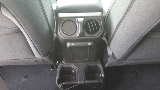 new 2025 Jeep Wrangler car, priced at $41,675