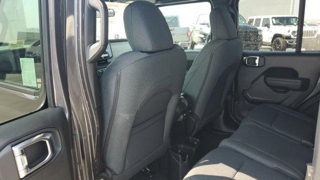new 2025 Jeep Wrangler car, priced at $41,675