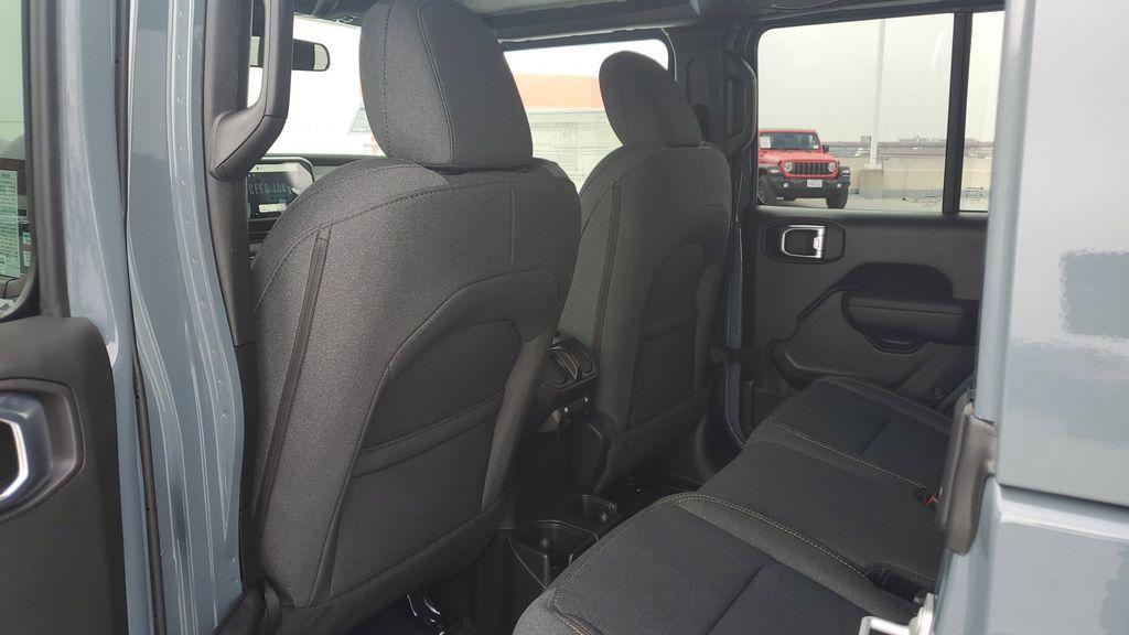 new 2026 Jeep Gladiator car, priced at $49,867