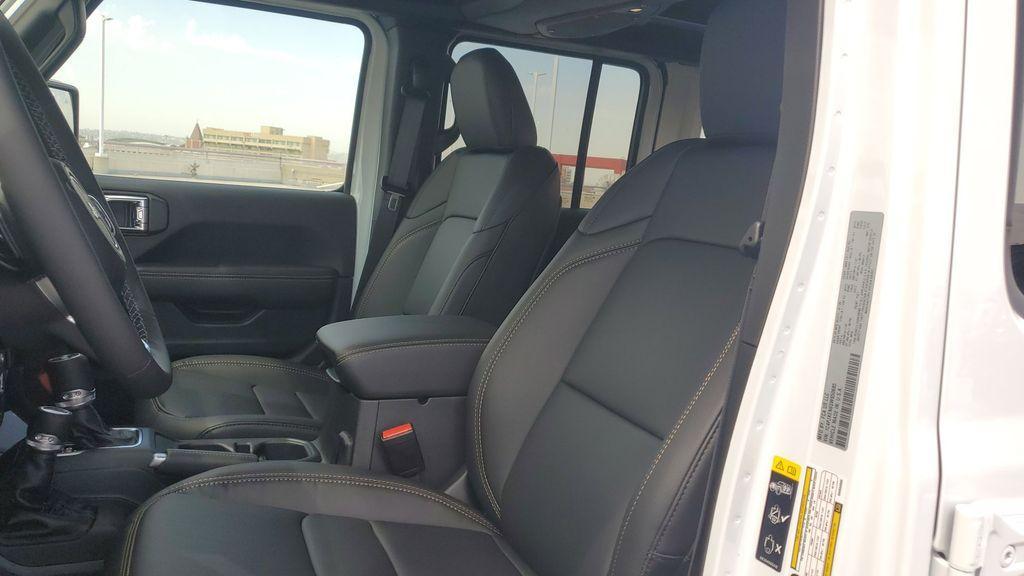 new 2025 Jeep Wrangler car, priced at $56,950